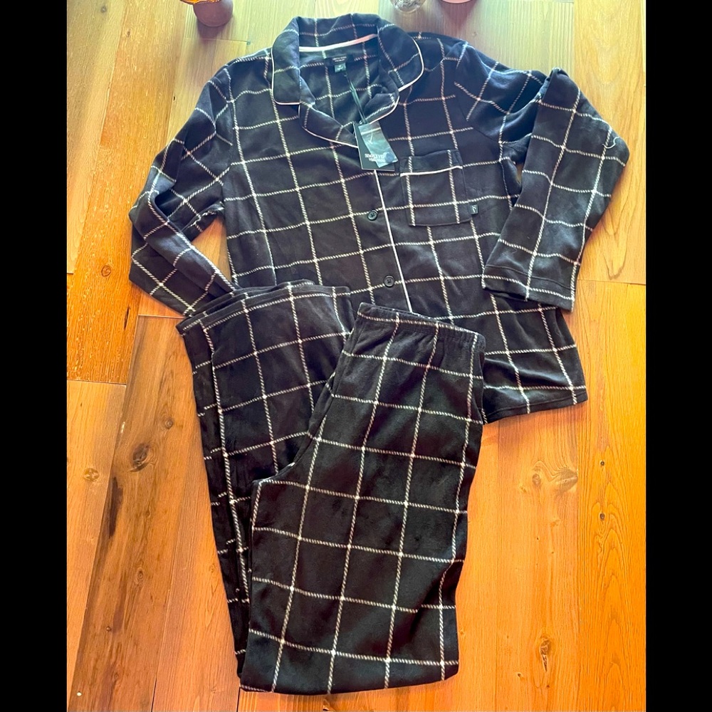 Vera Wang Sleep/Jog/ Lounge Set black and white windowpane Pajama set NWT~medium